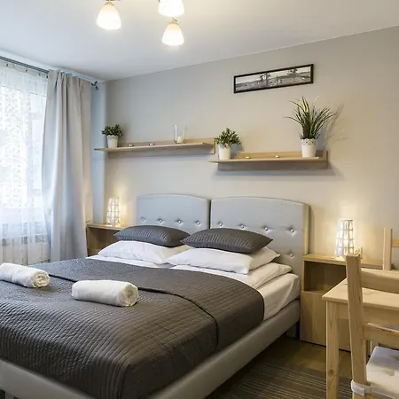 Udanypobyt Apartament Na Rowni *