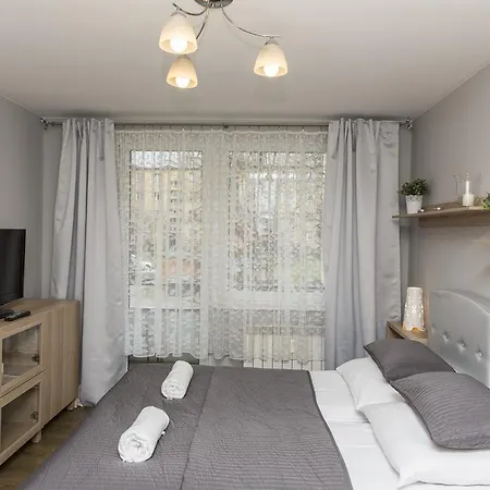 Udanypobyt Apartament Na Rowni