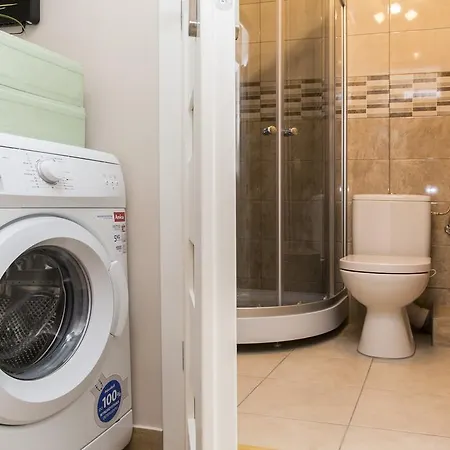 Udanypobyt Apartament Na Rowni Lägenhet